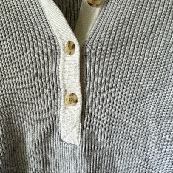 Faherty Light Gray Long-Sleeve Henley with Cream Trim - Picture 3 of 8